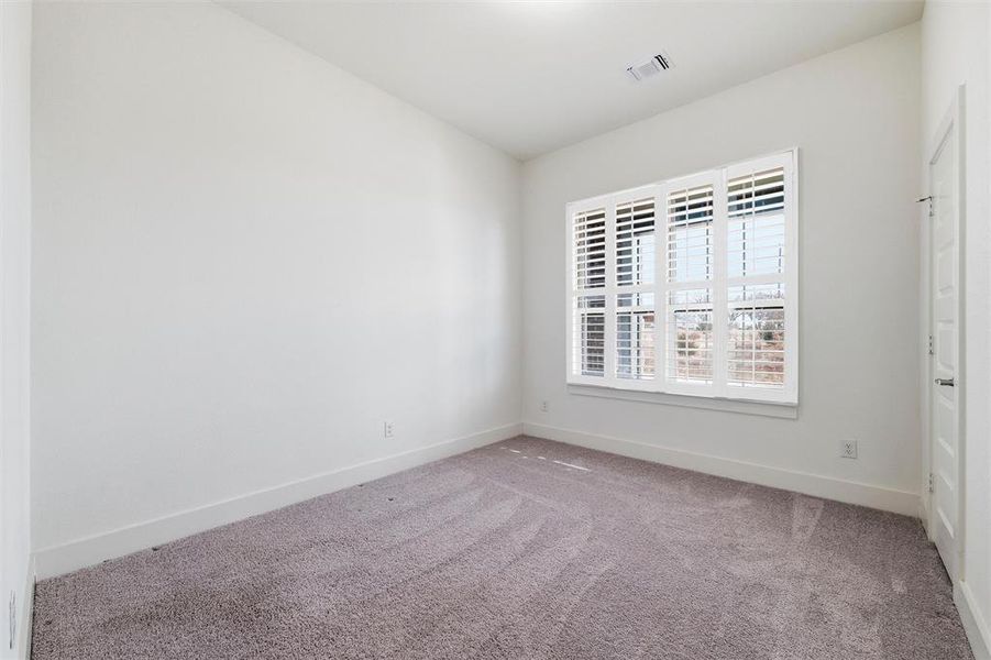 Spacious, unfurnished interior of a new home in , Boyd (Image 16).