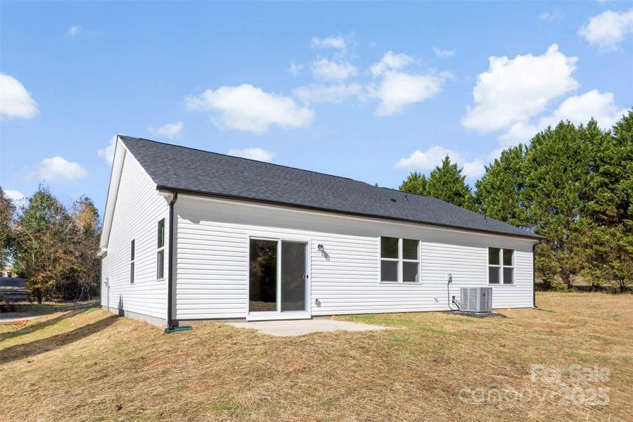Exterior details and patio area of a home in , Monroe (Image 3).