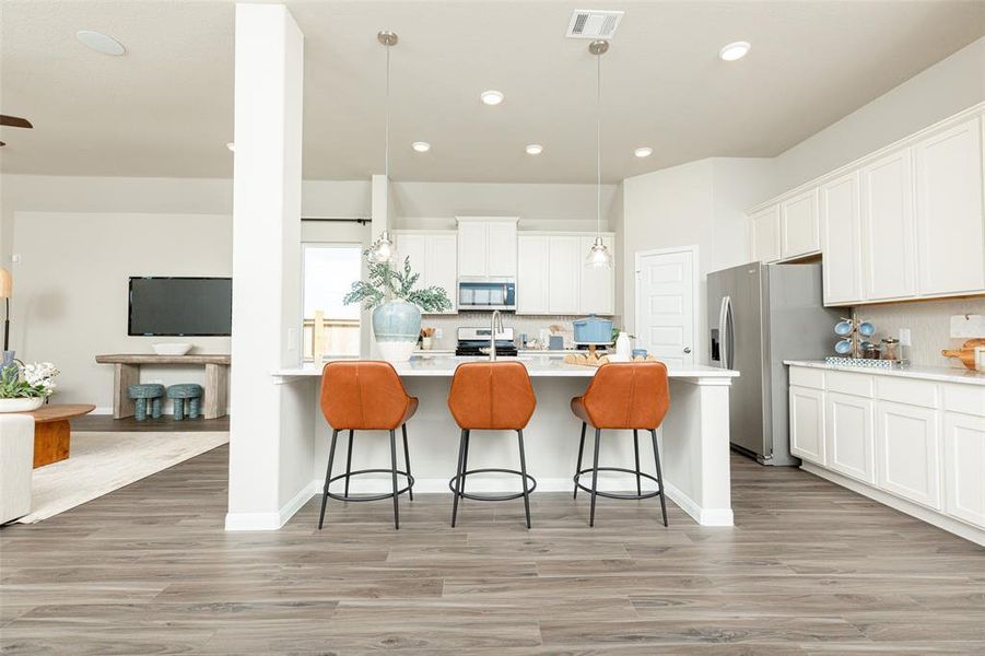 Photos are a representation of the floor plan. Options and interior selections will vary. Photos are a representation of the floor plan. Options and interior selections will vary.