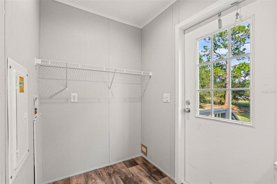 Spacious, unfurnished interior of a new home in , Punta Gorda (Image 11).