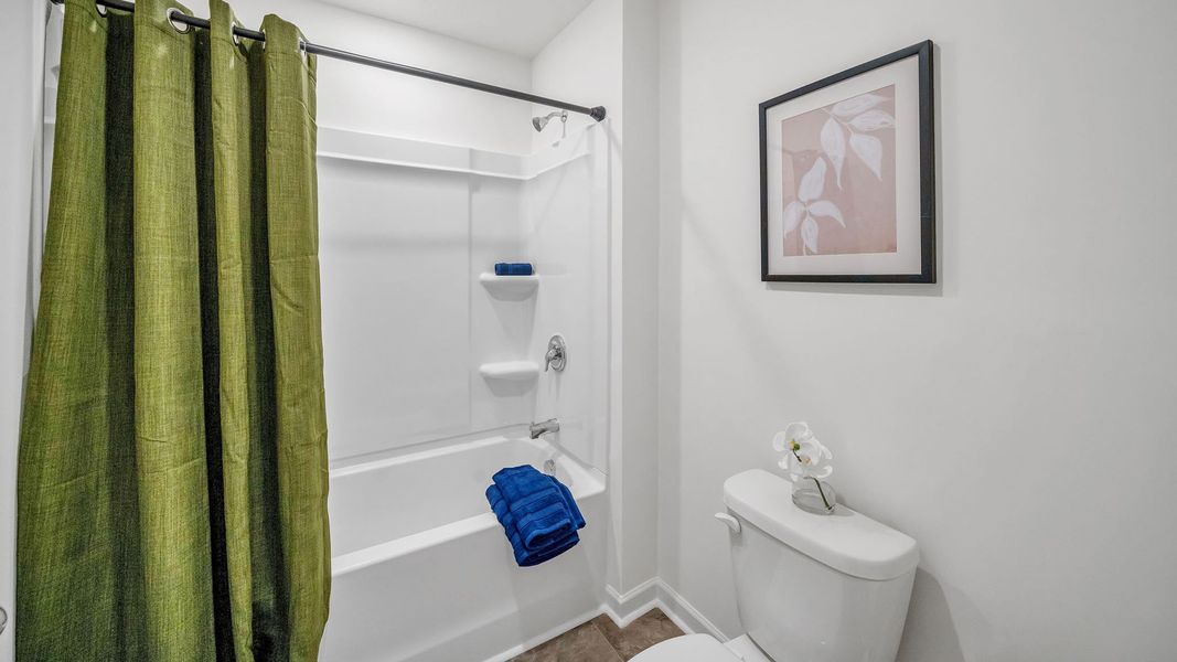 Representative furnished interior of a home built from the Glendale by D.R. Horton in Polo Fields, Kingsport (Image 30).
