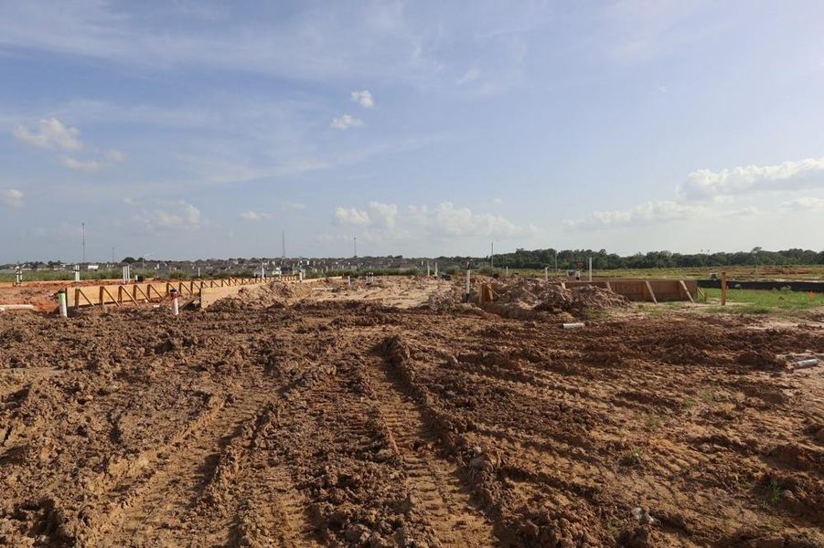 Every foundation at DWH is engineered and it’s inspected three times! We do not do “batch” testing. Rest easy knowing your foundation comes with a 10 year warranty. Every foundation at DWH is engineered and it’s inspected three times! We do not do “batch” testing. Rest easy knowing your foundation comes with a 10 year warranty.