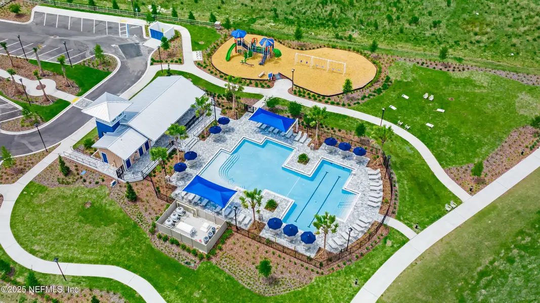 Community amenities in Lakes at Bella Lago, Green Cove Springs (Image 7).