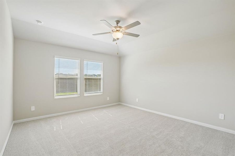 Spacious, unfurnished interior of a new home in Stella Hills, Denton (Image 25).