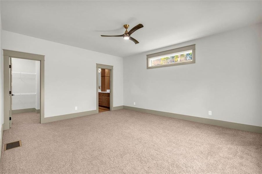 Spacious, unfurnished interior of a new home in , Monroe (Image 35).