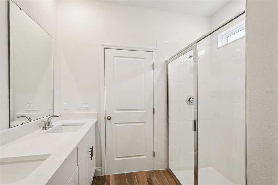 Furnished interior view inside a new home in Cyrene at Minneola, Minneola (Image 7).