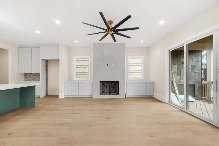 Spacious, unfurnished interior of a new home in , Atlanta (Image 34).