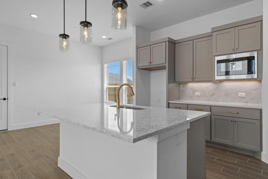 Furnished interior view inside a new home in Riceland, Mont Belvieu (Image 7).