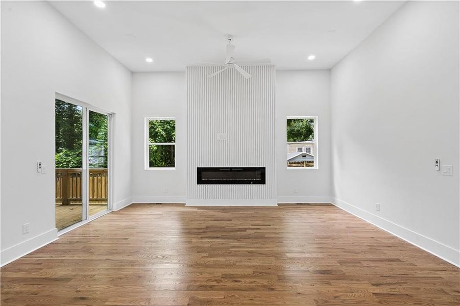 Spacious, unfurnished interior of a new home in , Atlanta (Image 22). Spacious, unfurnished interior of a new home in , Atlanta (Image 22).