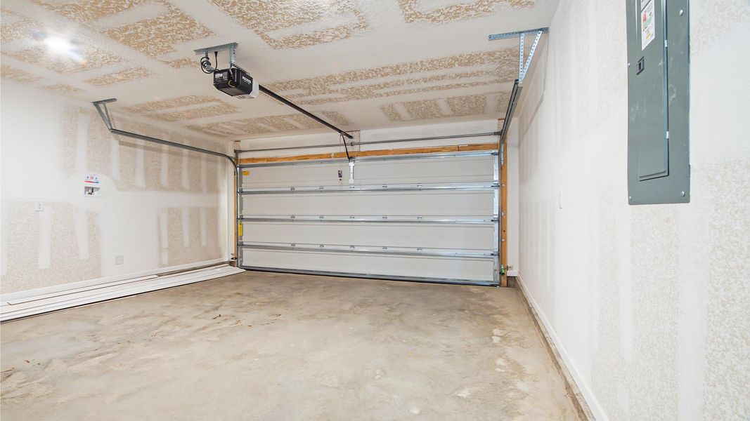 Representative unfurnished interior of a home built from the Inzer by D.R. Horton in Owl's Head East, Freeport (Image 31). Representative unfurnished interior of a home built from the Inzer by D.R. Horton in Owl's Head East, Freeport (Image 31).