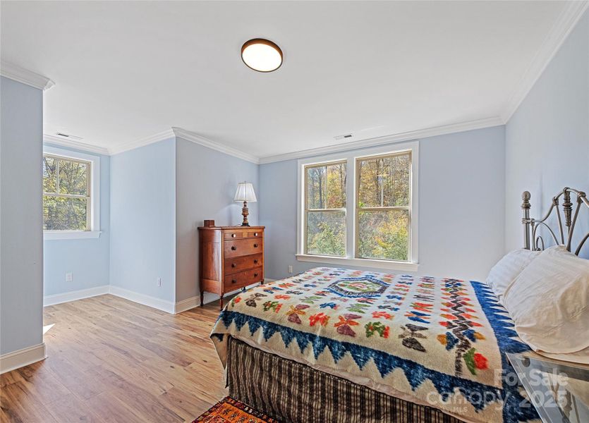 Furnished interior view inside a new home in , Waynesville (Image 6).
