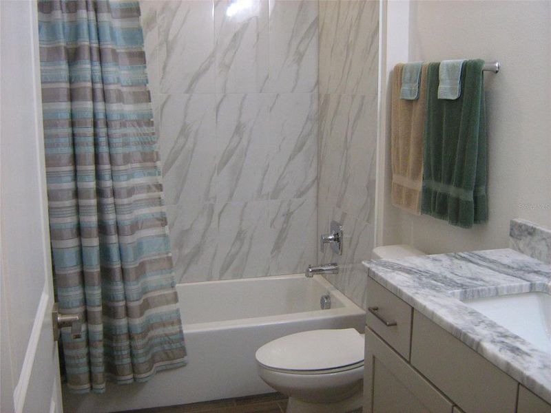 Furnished interior view inside a new home in , Lady Lake (Image 11).