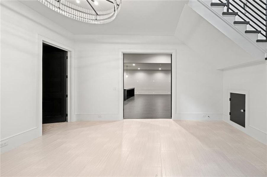 Spacious, unfurnished interior of a new home in , Sandy Springs (Image 21).