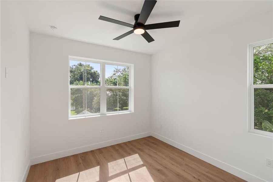 Spacious, unfurnished interior of a new home in , Tampa (Image 41).