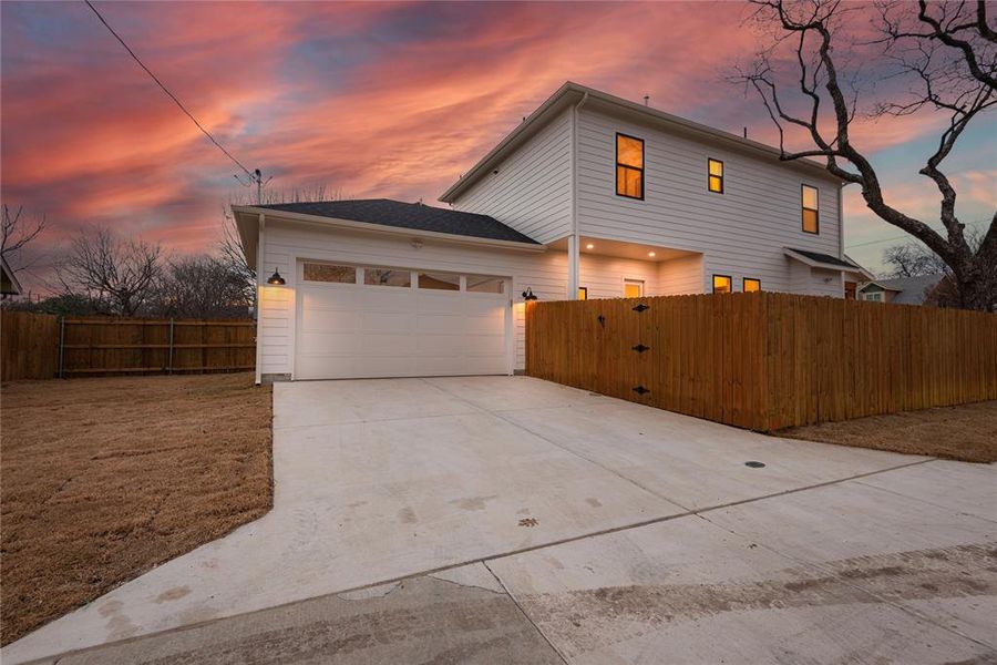 Exterior details and patio area of a home in , McKinney (Image 32).