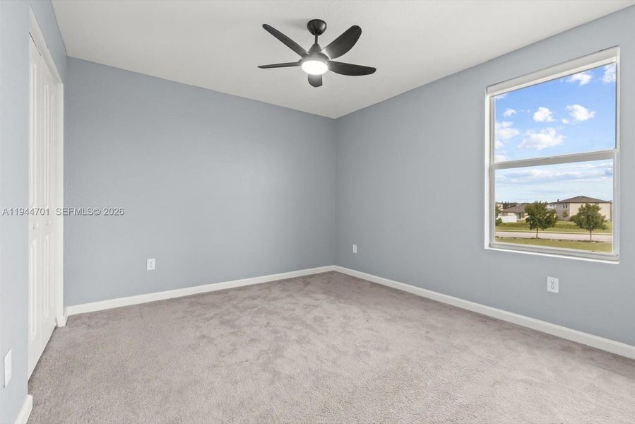 Spacious, unfurnished interior of a new home in , Fort Pierce (Image 33).