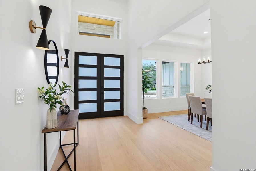 Furnished interior view inside a new home in , Boerne (Image 14).