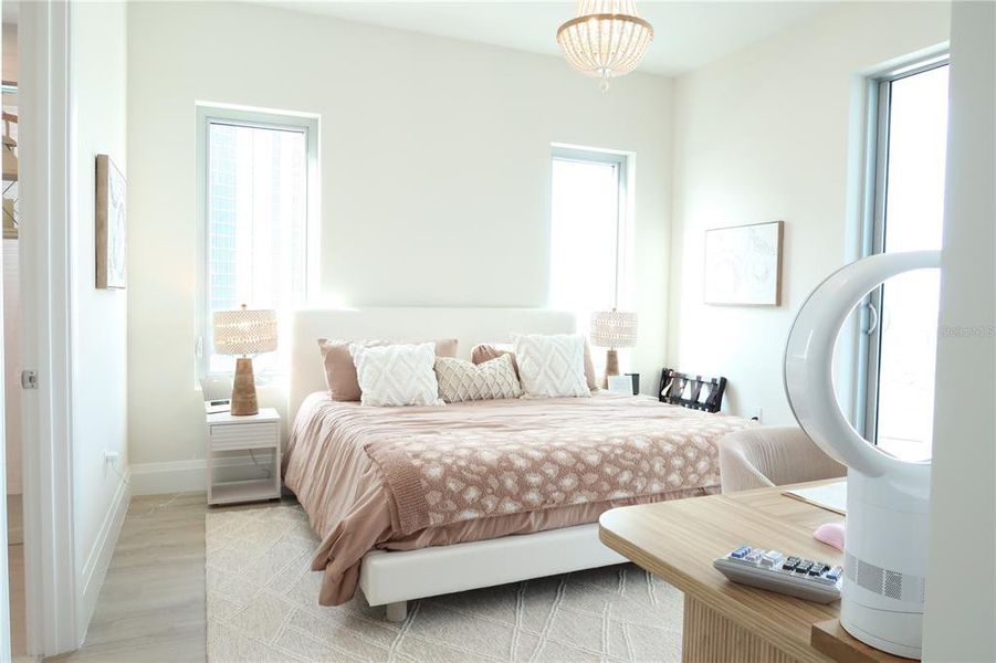 Furnished interior view inside a new home in Altura Bayshore, Tampa (Image 14). Furnished interior view inside a new home in Altura Bayshore, Tampa (Image 14).