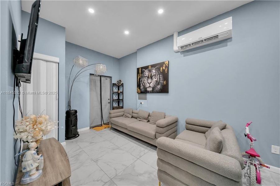 Furnished interior view inside a new home in , Cape Coral (Image 30). Furnished interior view inside a new home in , Cape Coral (Image 30).