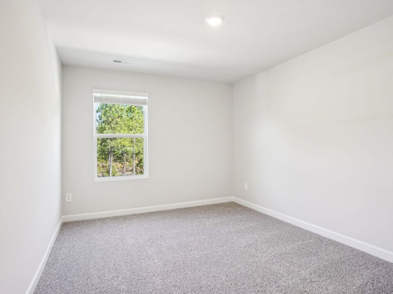 Spacious, unfurnished interior of a new home in Crossrail Station, Mooresville (Image 17).