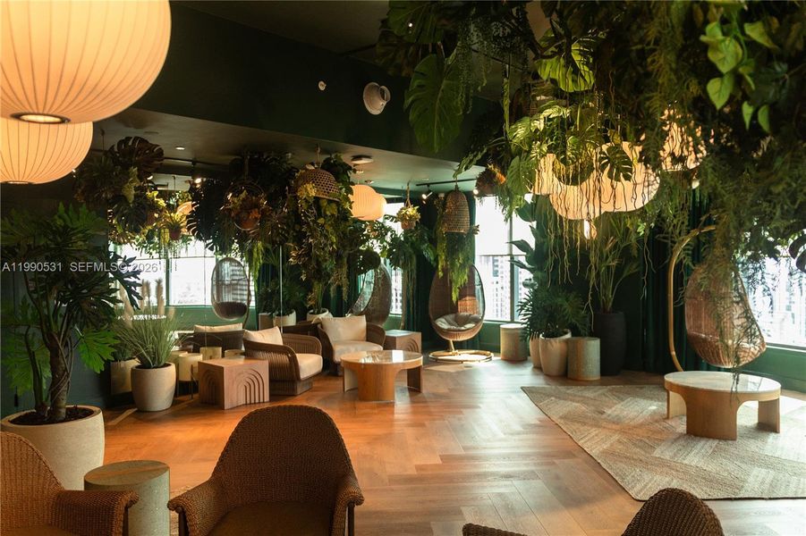 Community amenities in , Miami (Image 50).