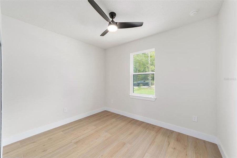 Spacious, unfurnished interior of a new home in , Ocala (Image 37).