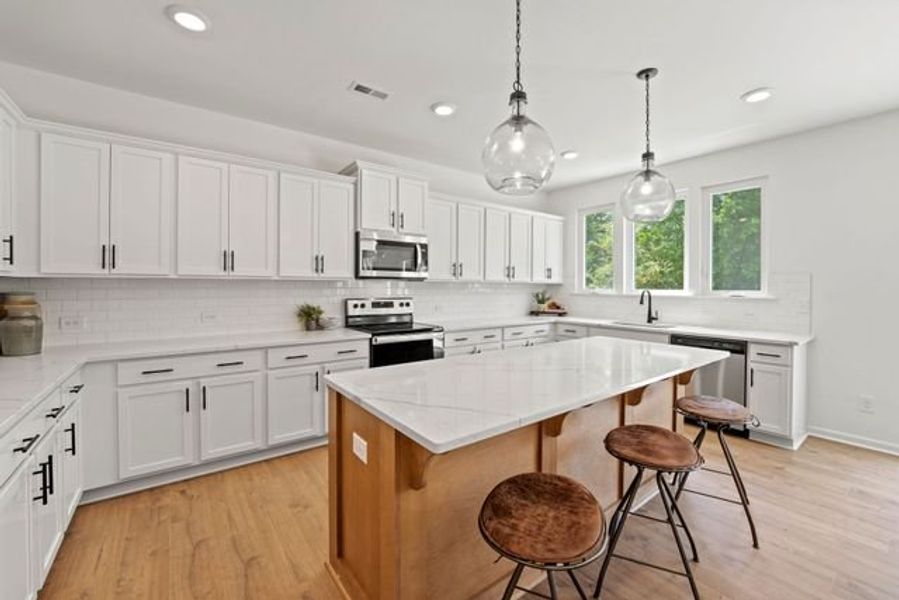 Representative furnished interior of a home built from the Hope by True Homes in Westbrook Falls, Colfax (Image 4).