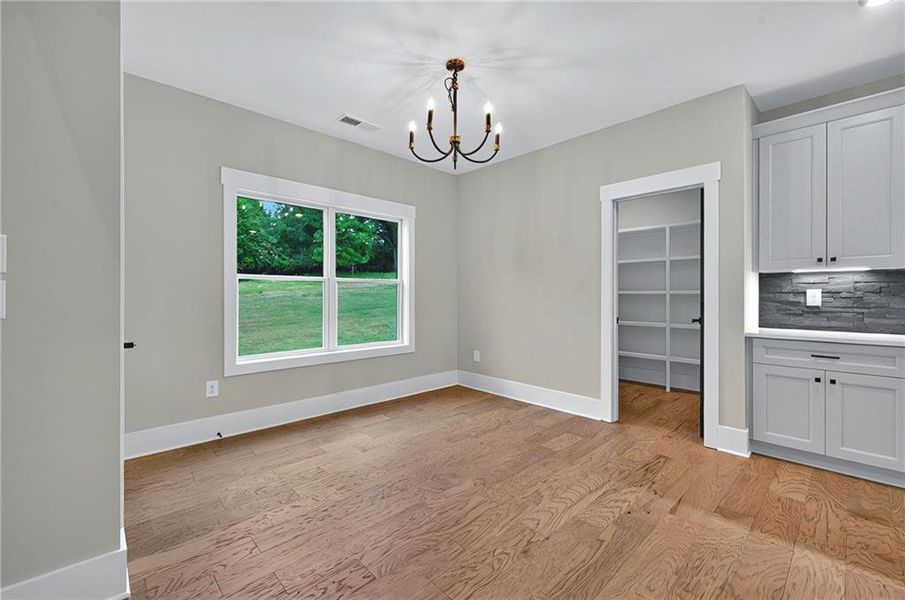 Spacious, unfurnished interior of a new home in SteepleChase, Hoschton (Image 27).