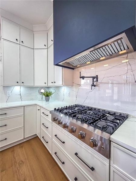 Furnished interior view inside a new home in , Auburn (Image 13).