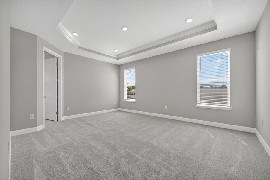 Spacious, unfurnished interior of a new home in Headwaters at Lofton Creek, Yulee (Image 24).