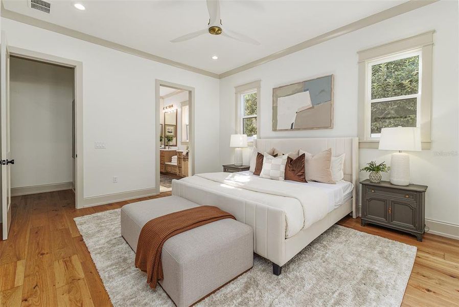 Furnished interior view inside a new home in , Lakeland (Image 19).