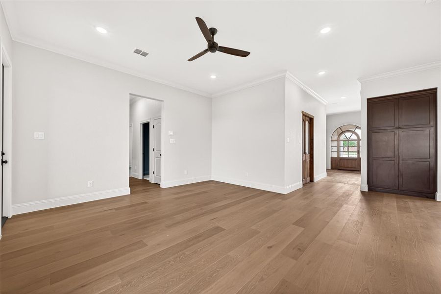 Spacious, unfurnished interior of a new home in , East Bernard (Image 41).