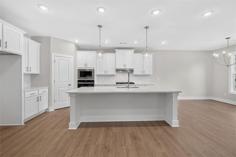 Furnished interior view inside a new home in , Gainesville (Image 16).