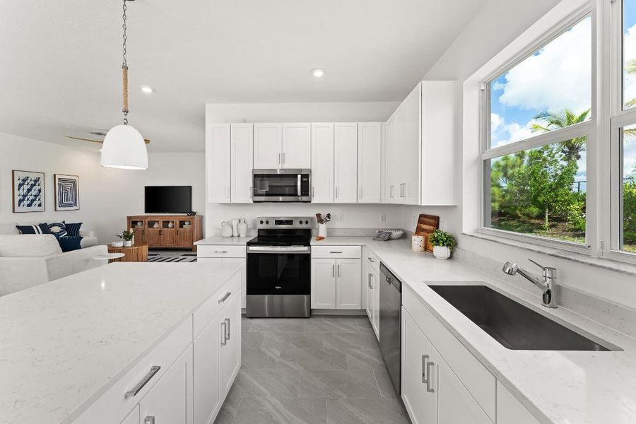 US_SEF_MARINA_LOT 14_STAGED_KITCHEN 2