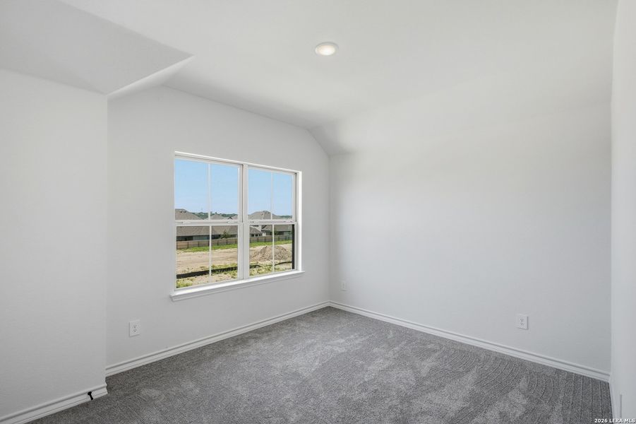 Spacious, unfurnished interior of a new home in Davis Ranch, San Antonio (Image 21).