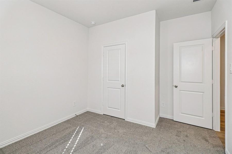 Spacious, unfurnished interior of a new home in River Ridge, Crandall (Image 24).