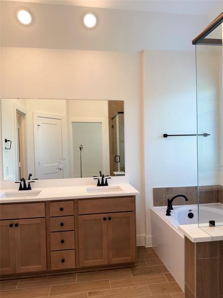 Furnished interior view inside a new home in , Missouri City (Image 10). Furnished interior view inside a new home in , Missouri City (Image 10).