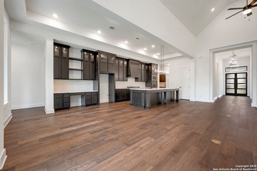 Spacious, unfurnished interior of a new home in , San Marcos (Image 18). Spacious, unfurnished interior of a new home in , San Marcos (Image 18).
