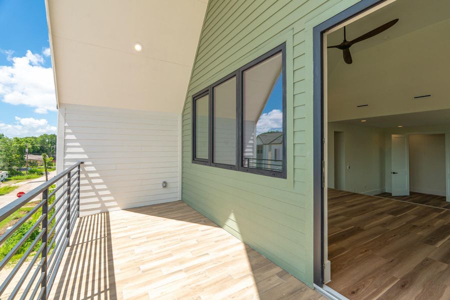 Exterior details and patio area of a home in , Houston (Image 30). Exterior details and patio area of a home in , Houston (Image 30).