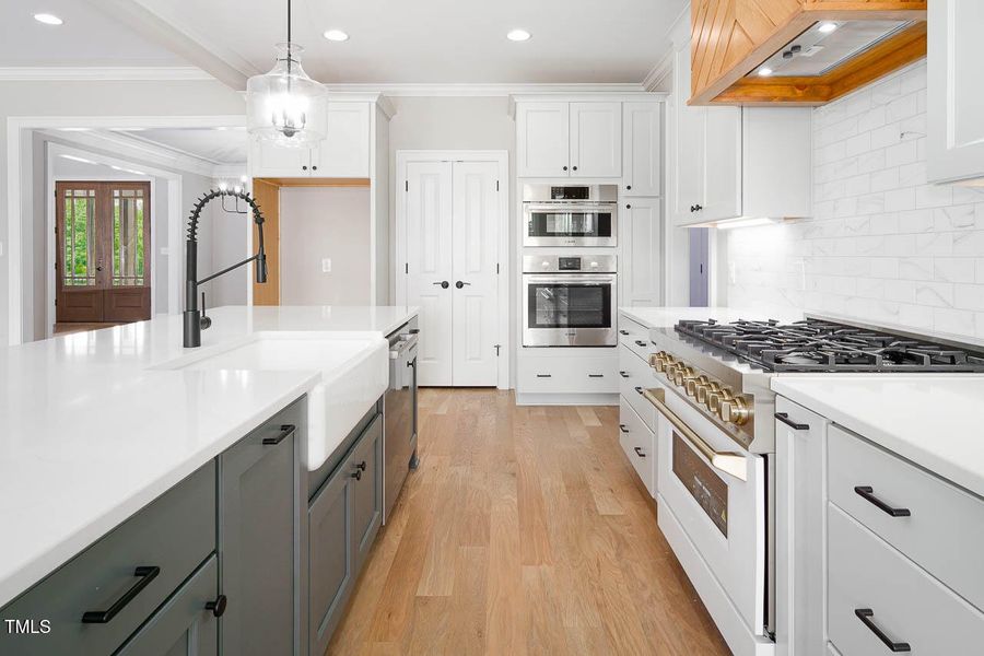 [REVIOUS BUILD [REVIOUS BUILD