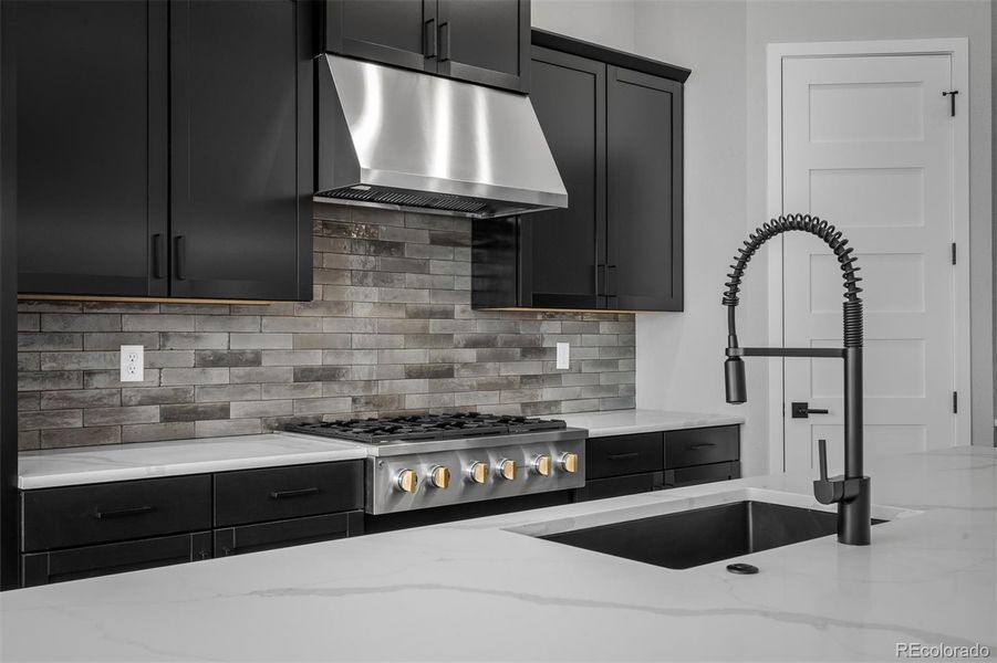 Image 34 of a home in Cloverleaf – Mountainview Collection.