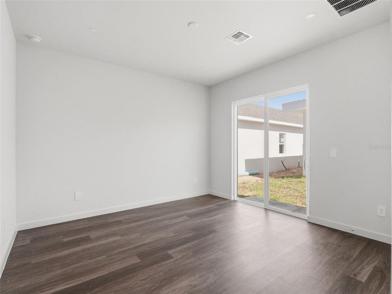 Spacious, unfurnished interior of a new home in , Lady Lake (Image 20).