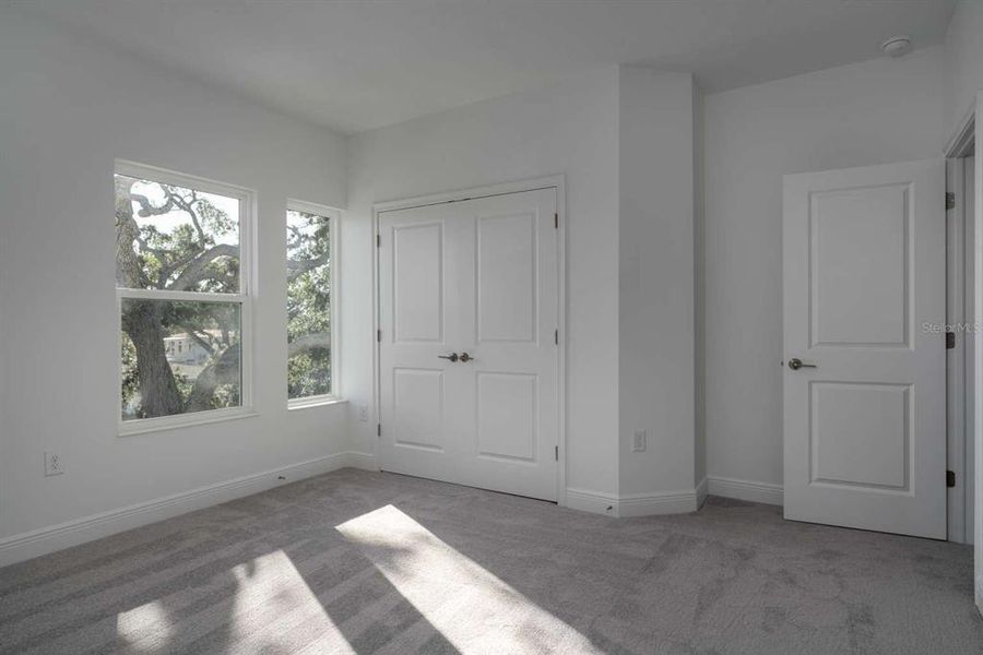 Spacious, unfurnished interior of a new home in , St. Petersburg (Image 29). Spacious, unfurnished interior of a new home in , St. Petersburg (Image 29).