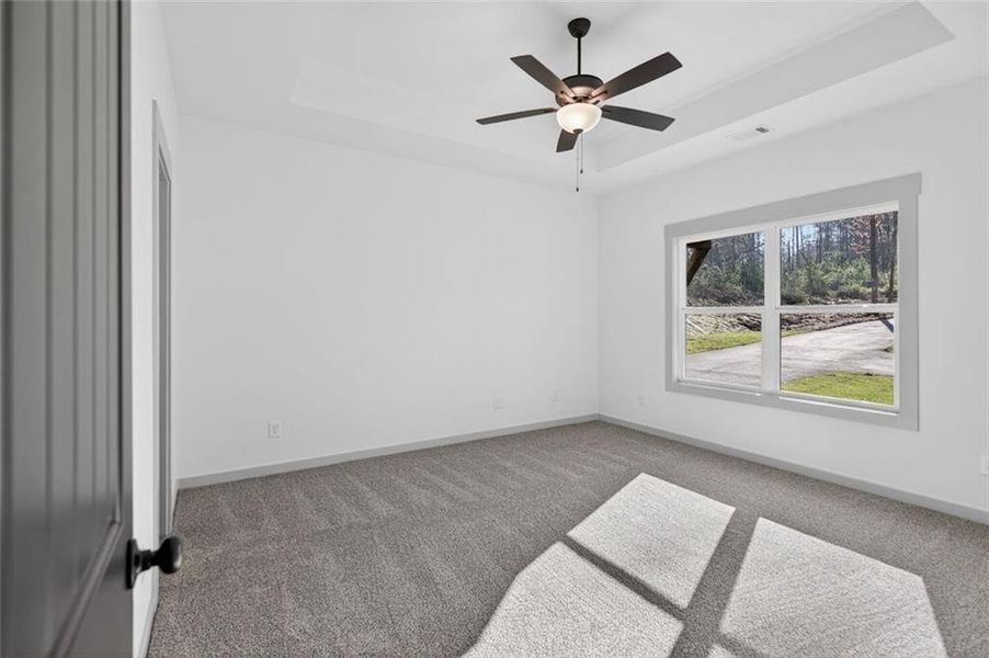 Spacious, unfurnished interior of a new home in , Dallas (Image 15).