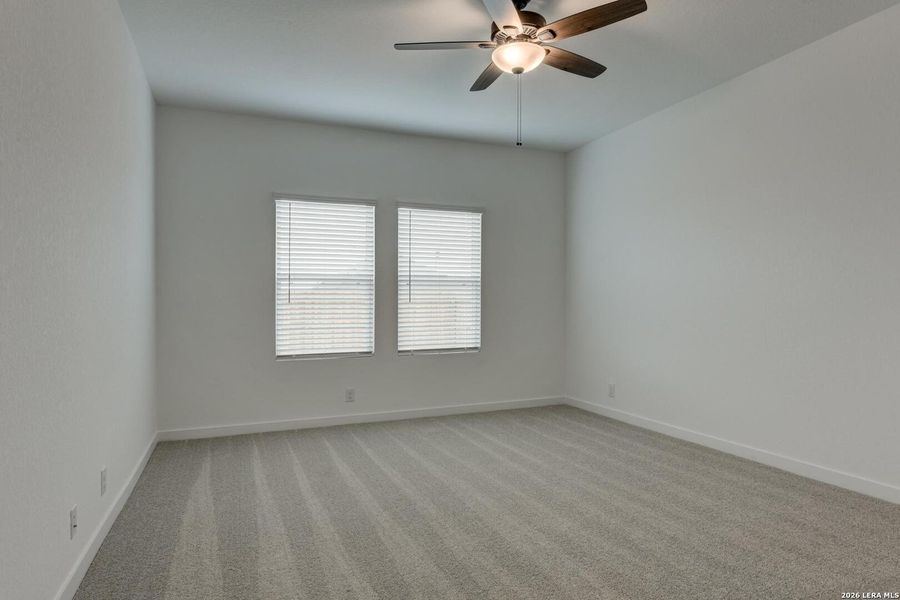 Spacious, unfurnished interior of a new home in Hennersby Hollow, San Antonio (Image 15). Spacious, unfurnished interior of a new home in Hennersby Hollow, San Antonio (Image 15).