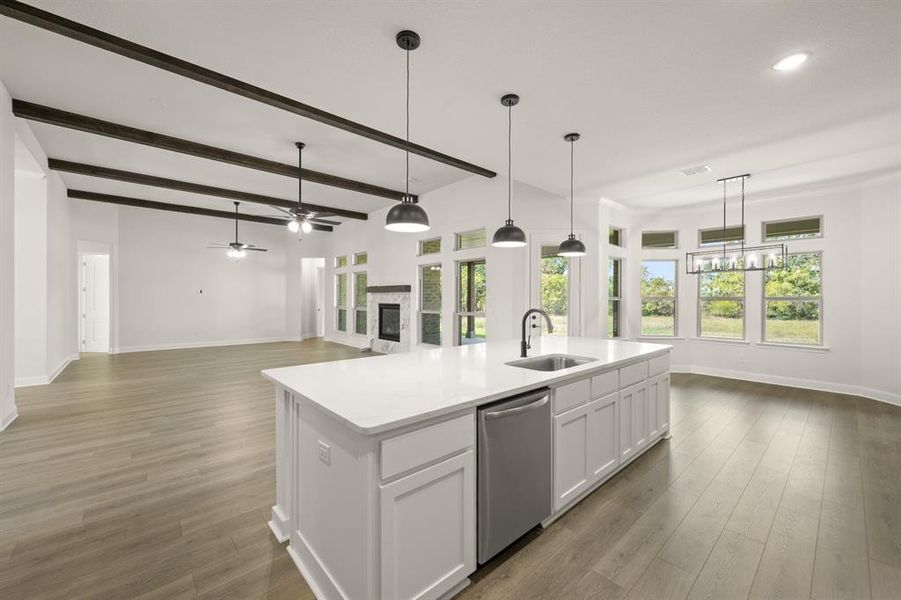 3004 Valley View- Kitchen-4 3004 Valley View- Kitchen-4