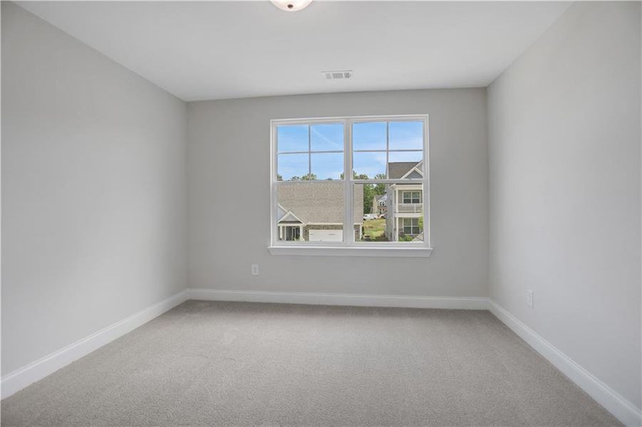 Spacious, unfurnished interior of a new home in Twin Lakes, Hoschton (Image 25).