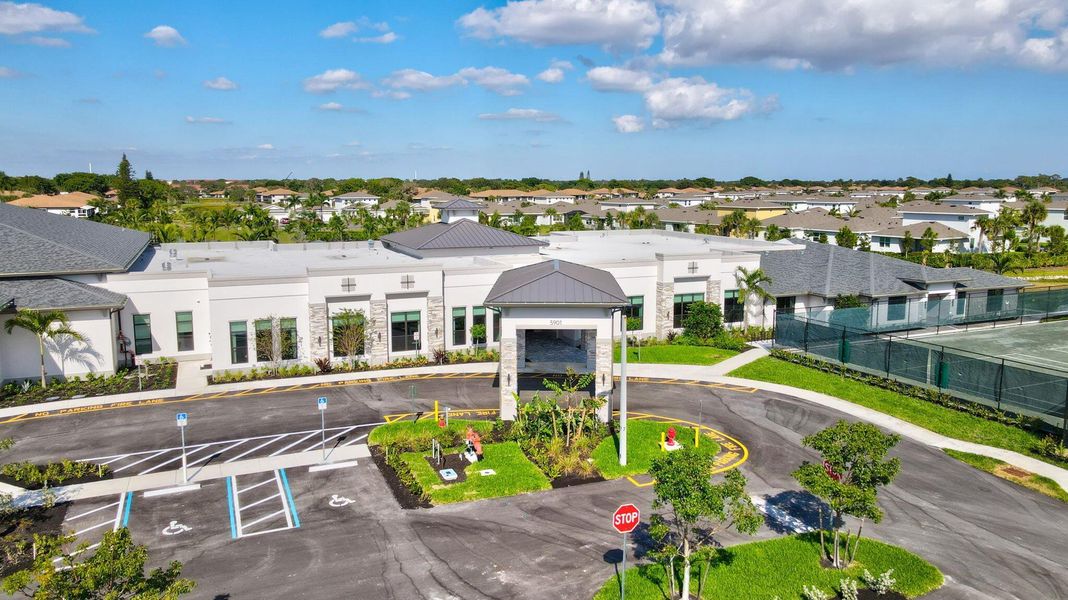 Community amenities in Delray Trails: The Woods, Delray Beach (Image 39).