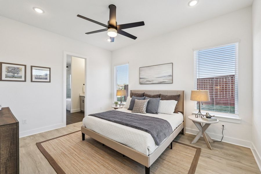 Furnished interior view inside a new home in Foxfield, Austin (Image 16).
