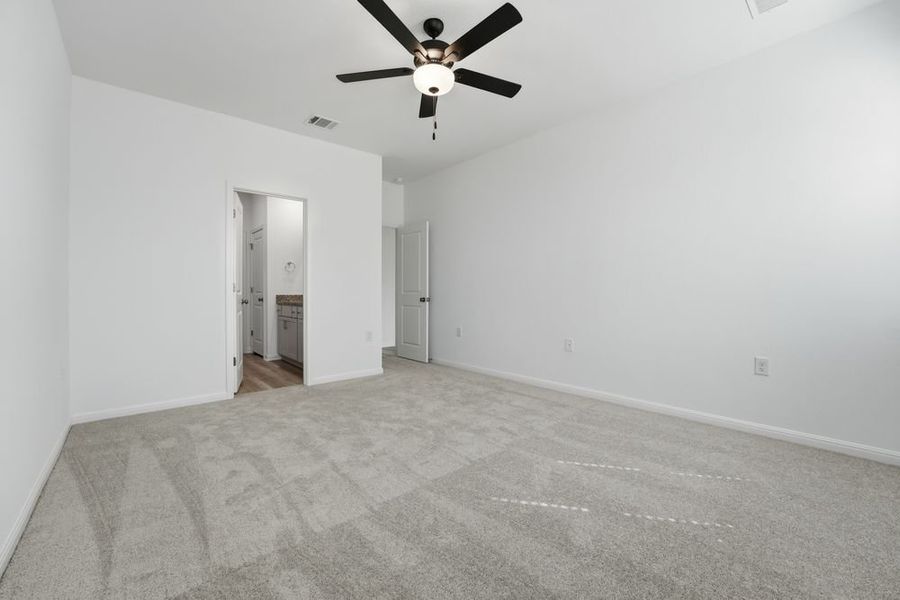 Spacious, unfurnished interior of a new home in Lisso, Pflugerville (Image 17).